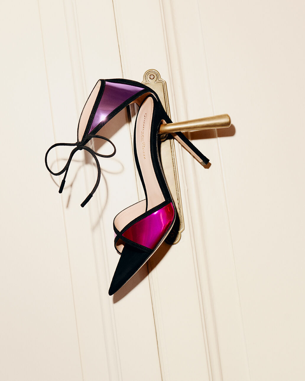 Gianvito Rossi: Italian Luxury Shoes and Accessories
