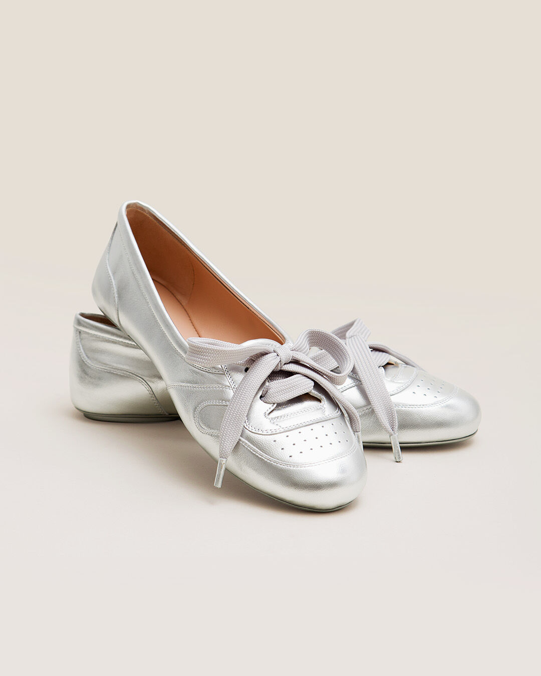 Gianvito Rossi 公式サイト