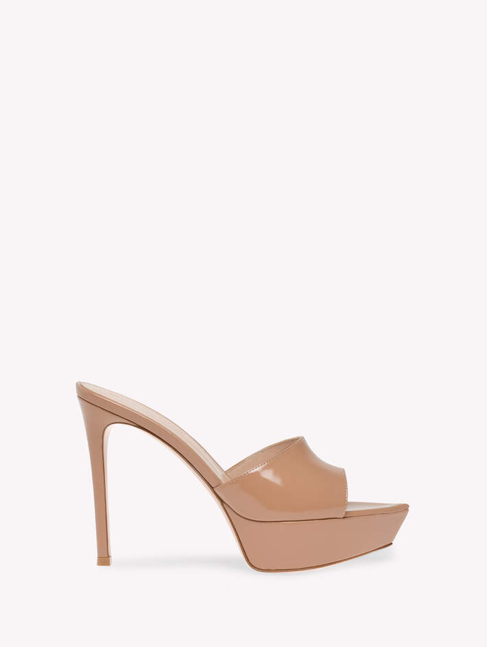 DASHA MULE