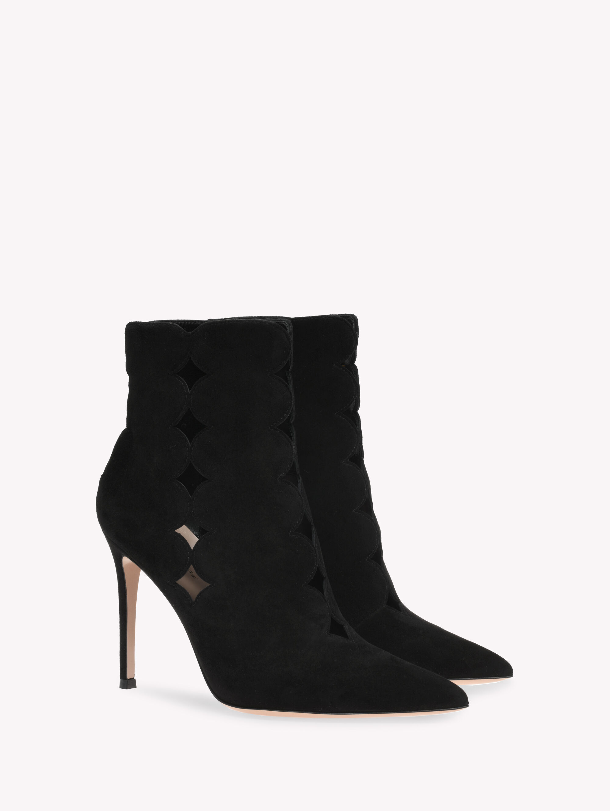 Gianvito rossi cheap pointed ankle boots