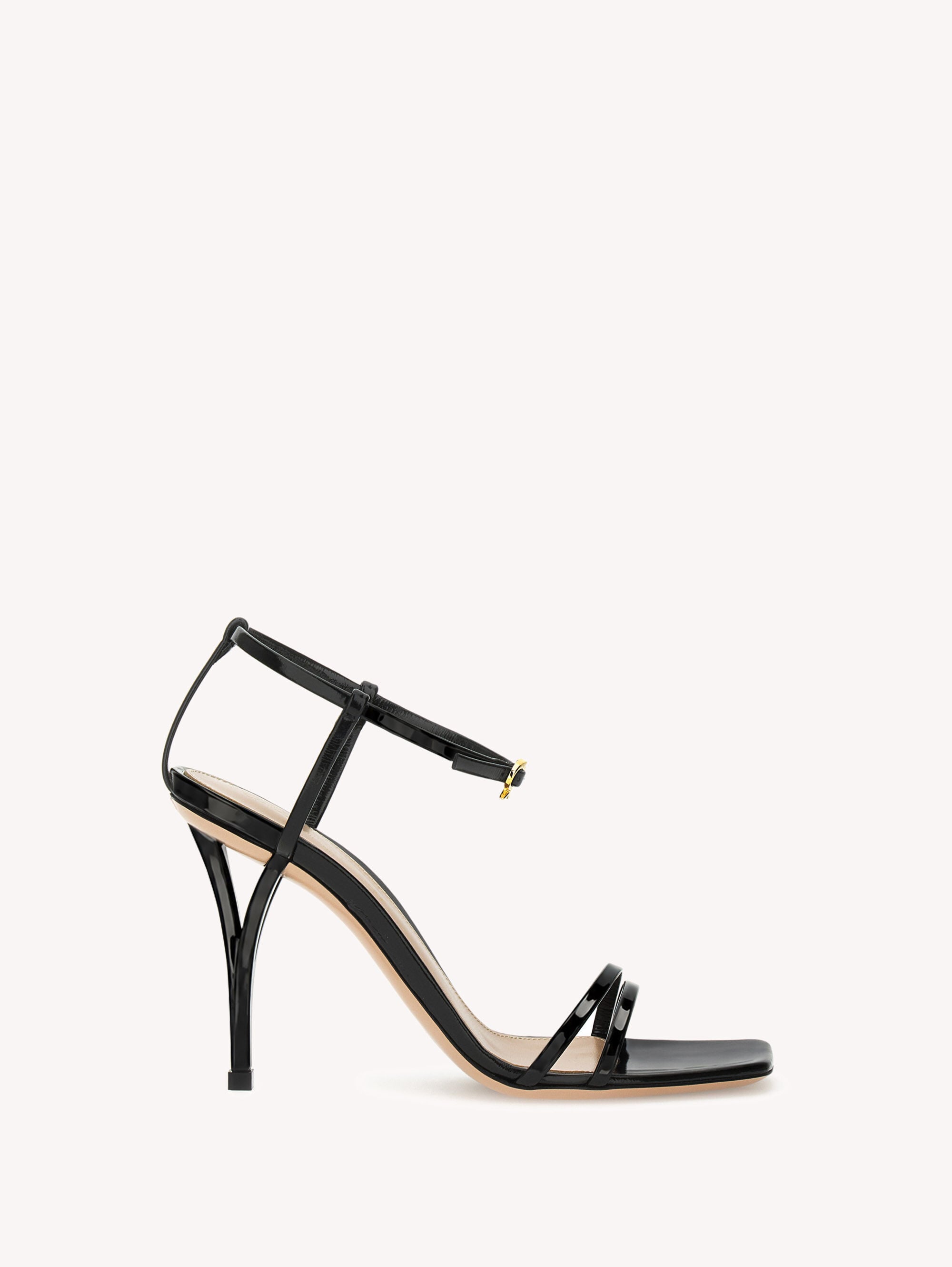 Gianvito Rossi 新着アイテム - イタリア製のラグジュアリーな