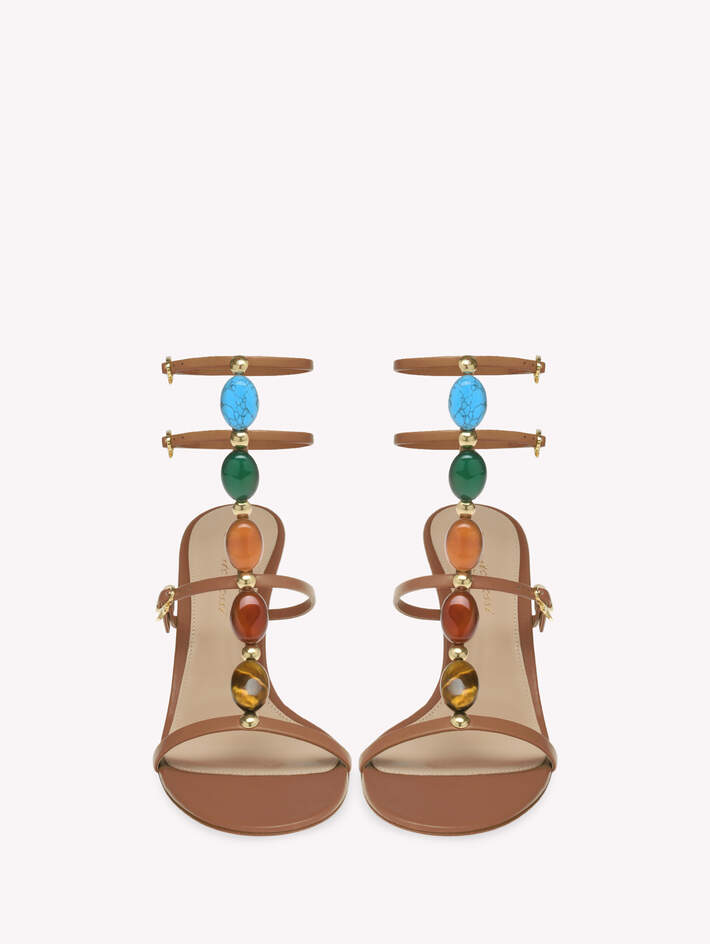 SHANTI 70 image number 3