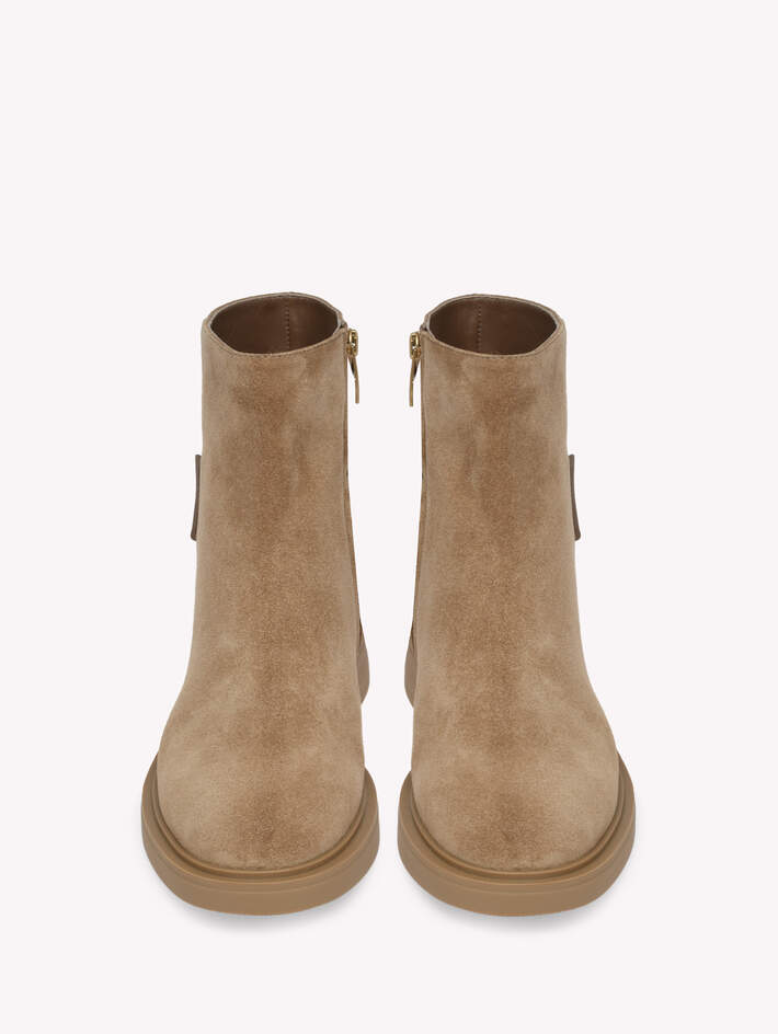 LEXINGTON BOOTIE image number 3
