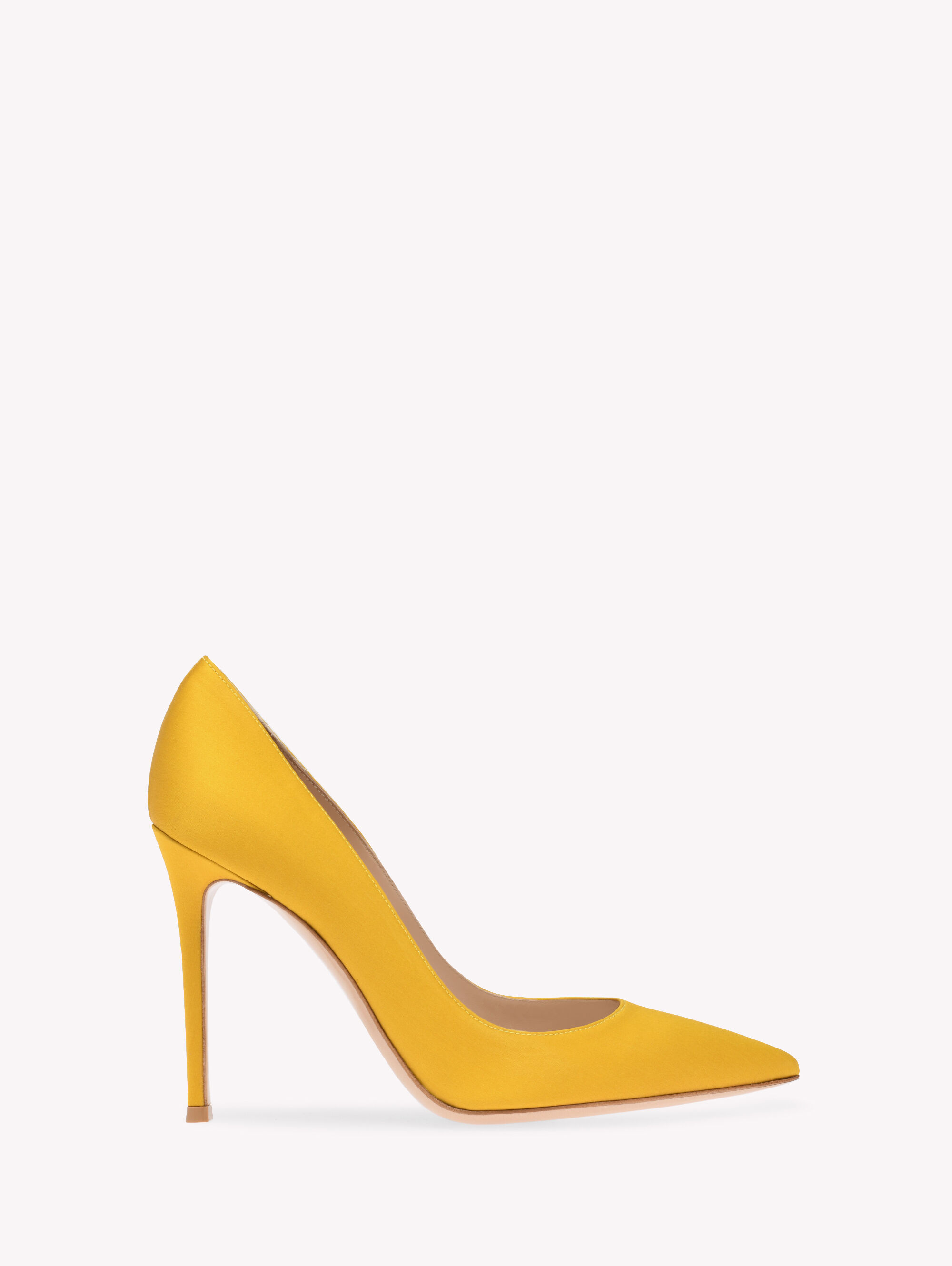 Gianvito rossi yellow pumps online