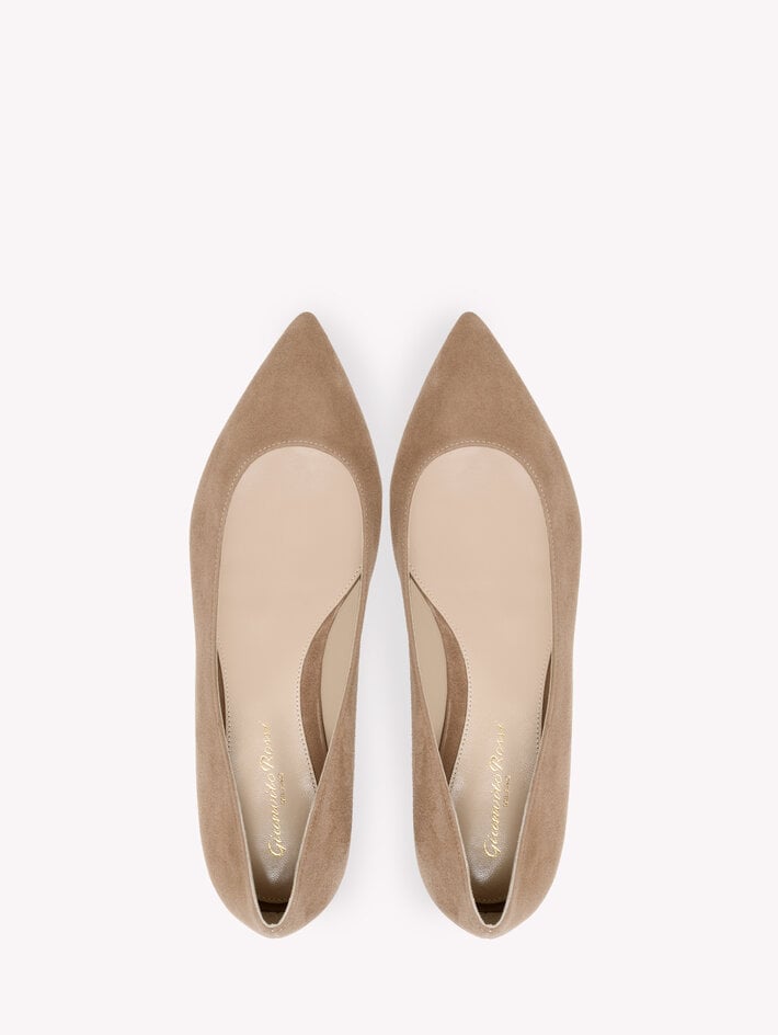 GIANVITO FLAT