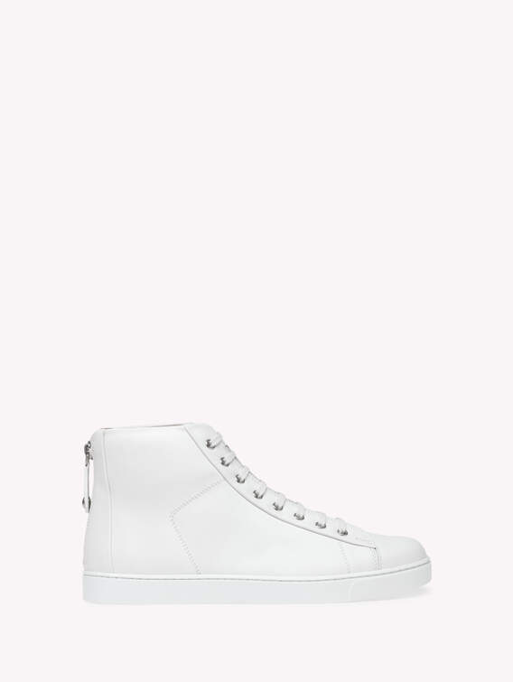 HIGH TOP