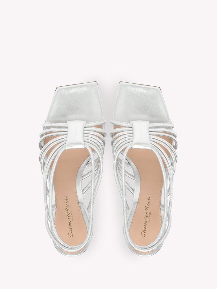 HELLEN 55 image number 3