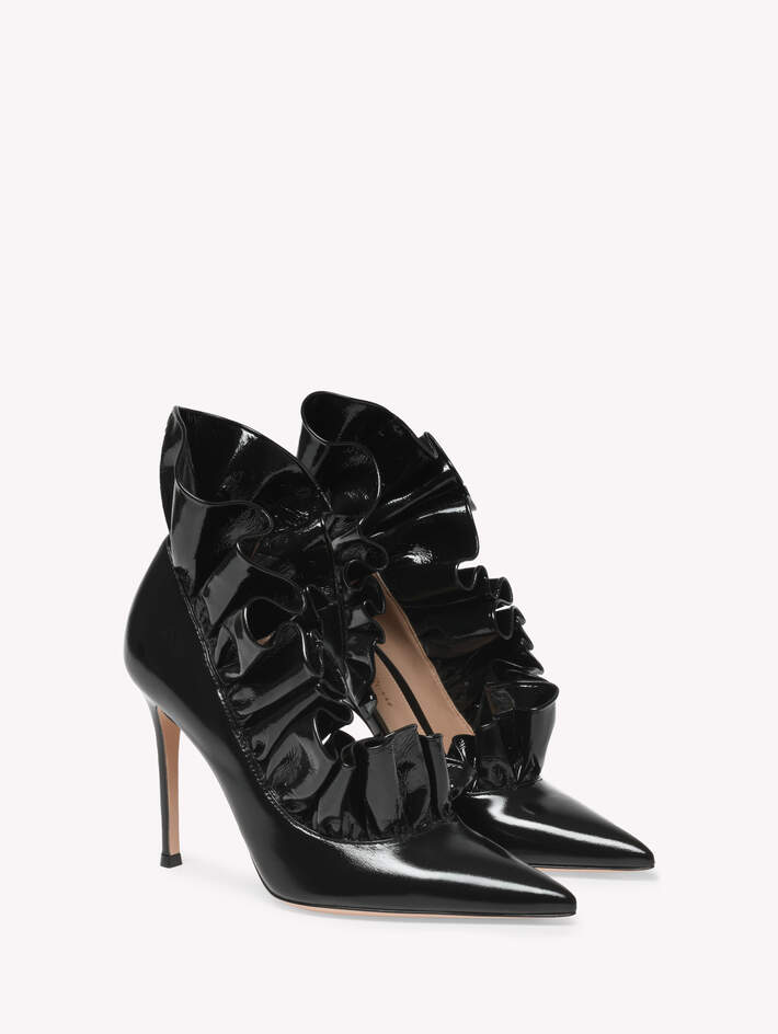 GABRIELLE PUMP image number 2