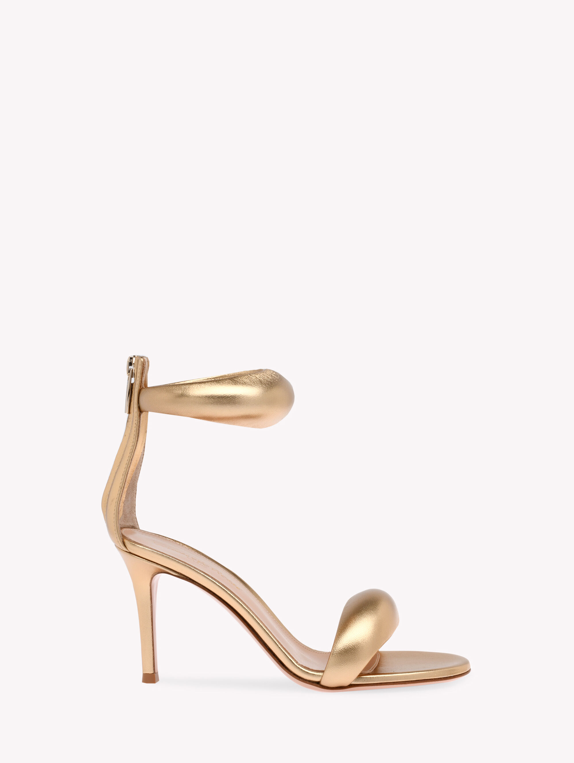 Find amazing products in シューズ today | Gianvito Rossi Japan