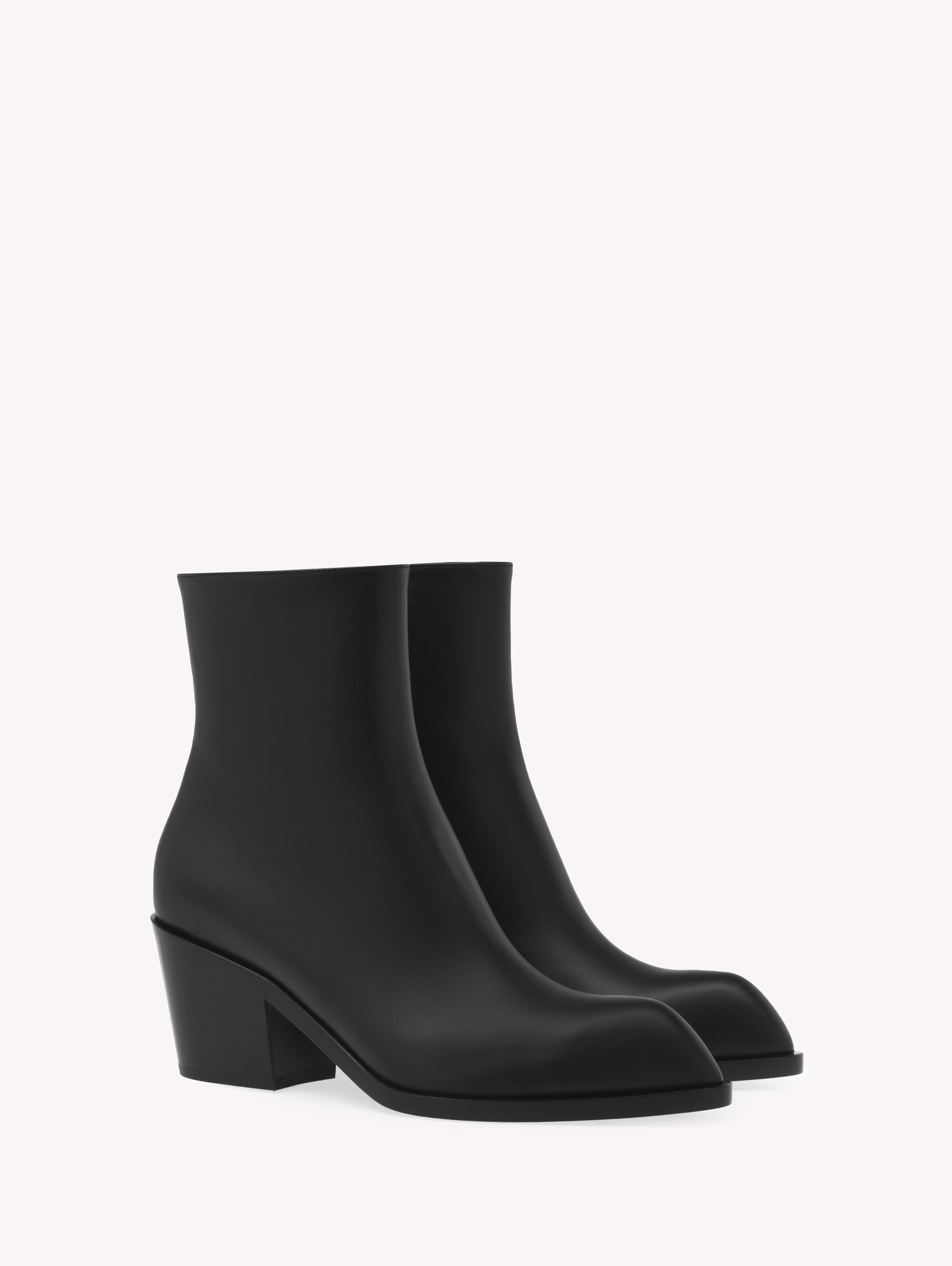 Gianvito rossi black cheap ankle boots