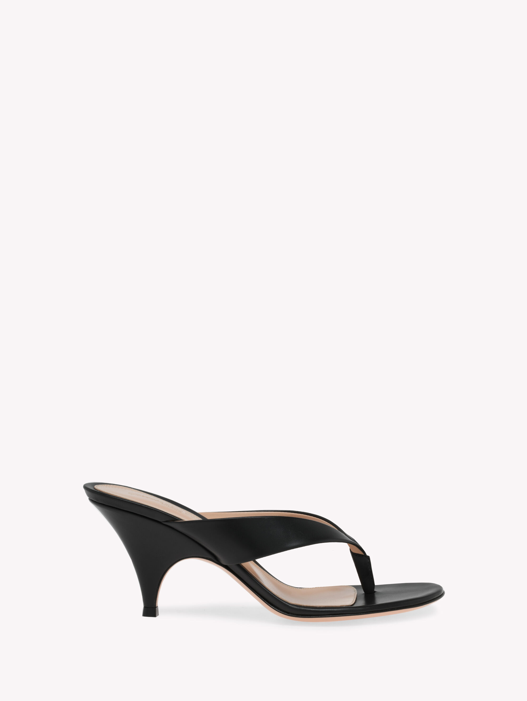 Sandals and Mules SOFIA THONG BLACK | Gianvito Rossi