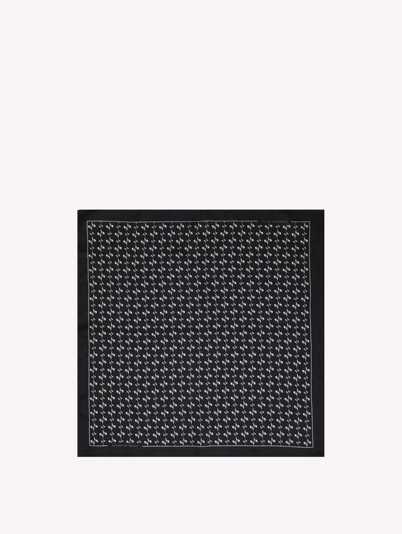 FOULARD