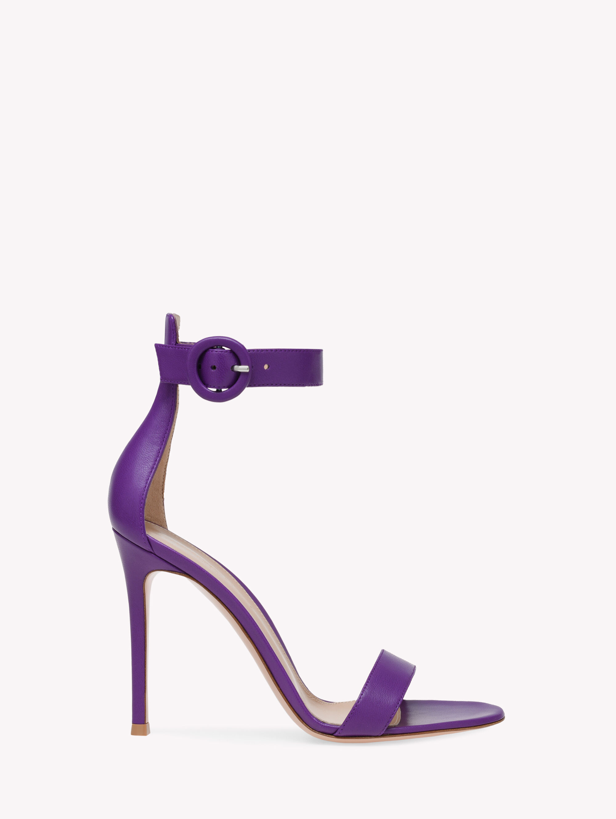 Femme Chaussures Chaussures à talons Sandales à talons Sandals Gianvito Rossi en coloris Violet 