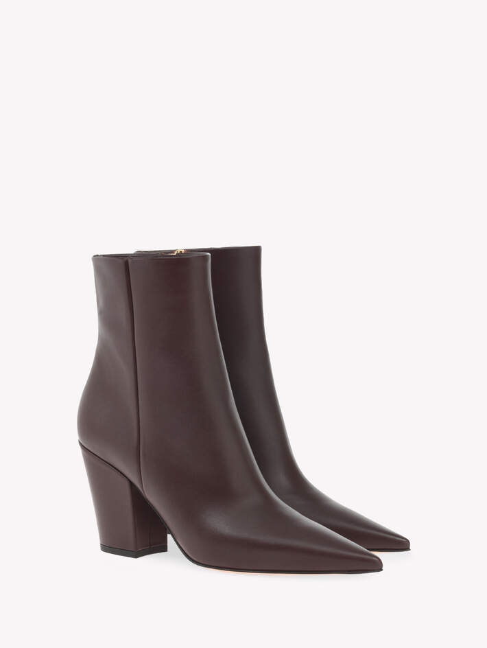 KEINNA BOOTIE image number 2