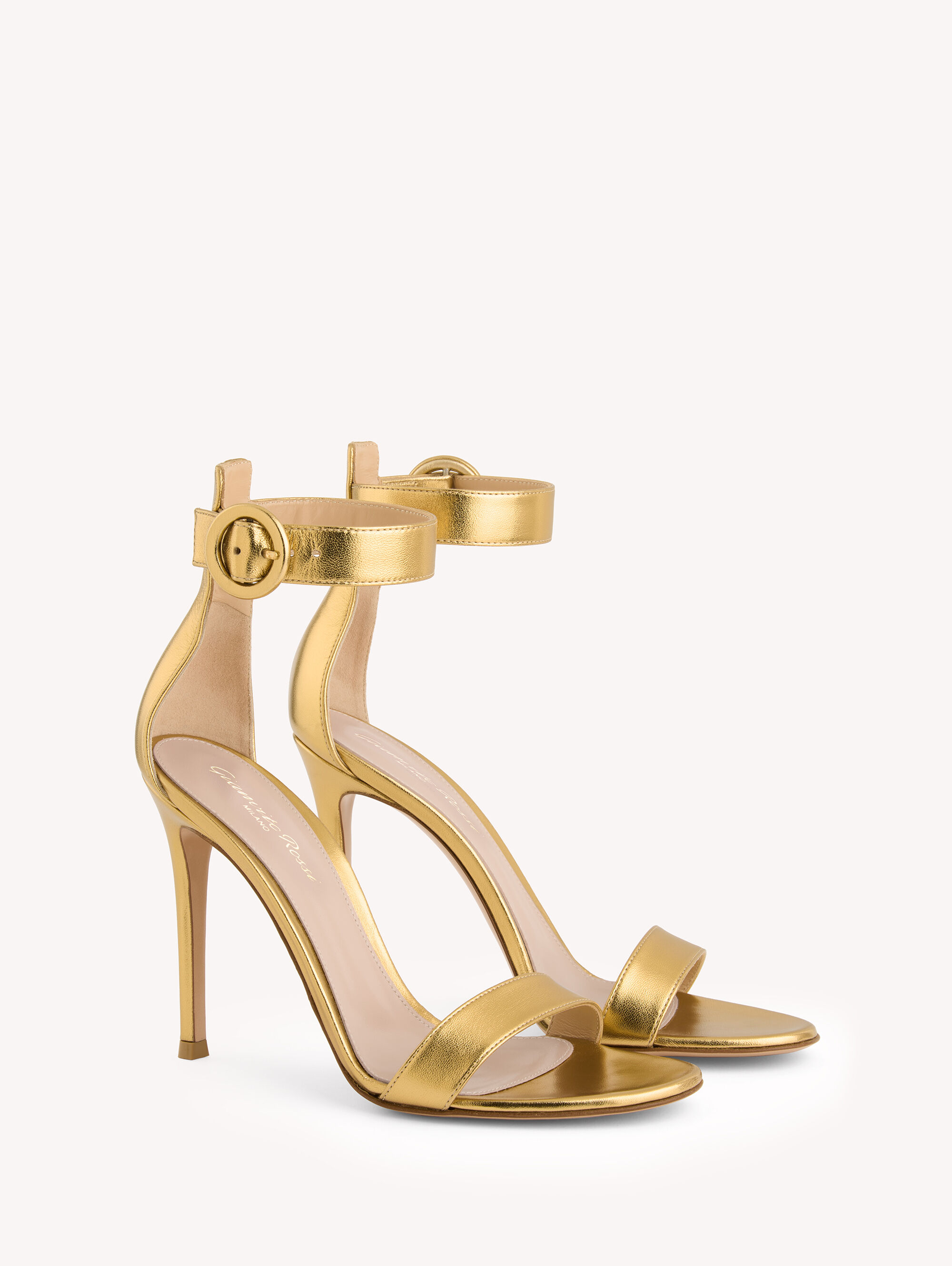 Gianvito rossi 2024 gold heels