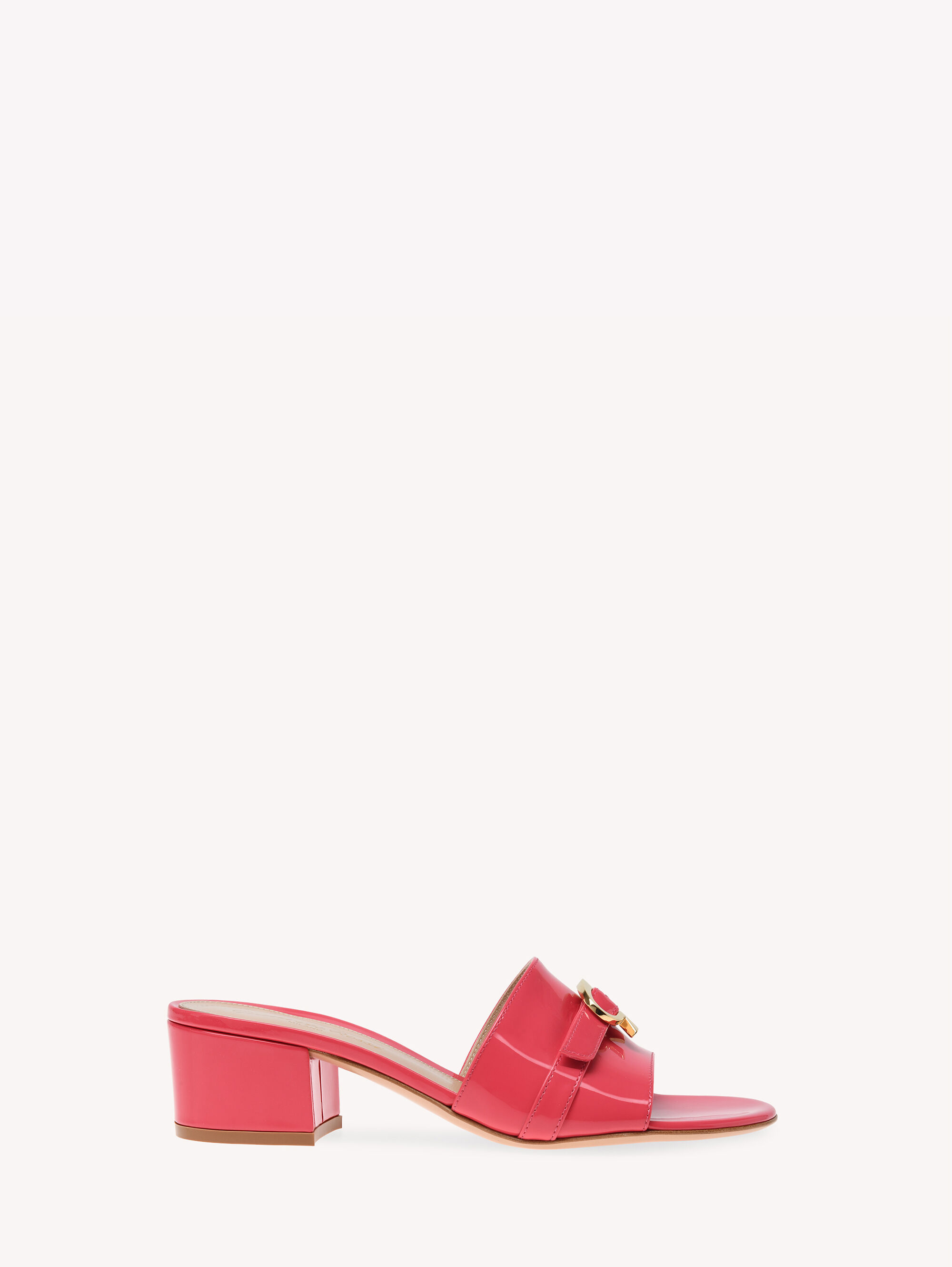 Find amazing products in ミュール today | Gianvito Rossi Japan