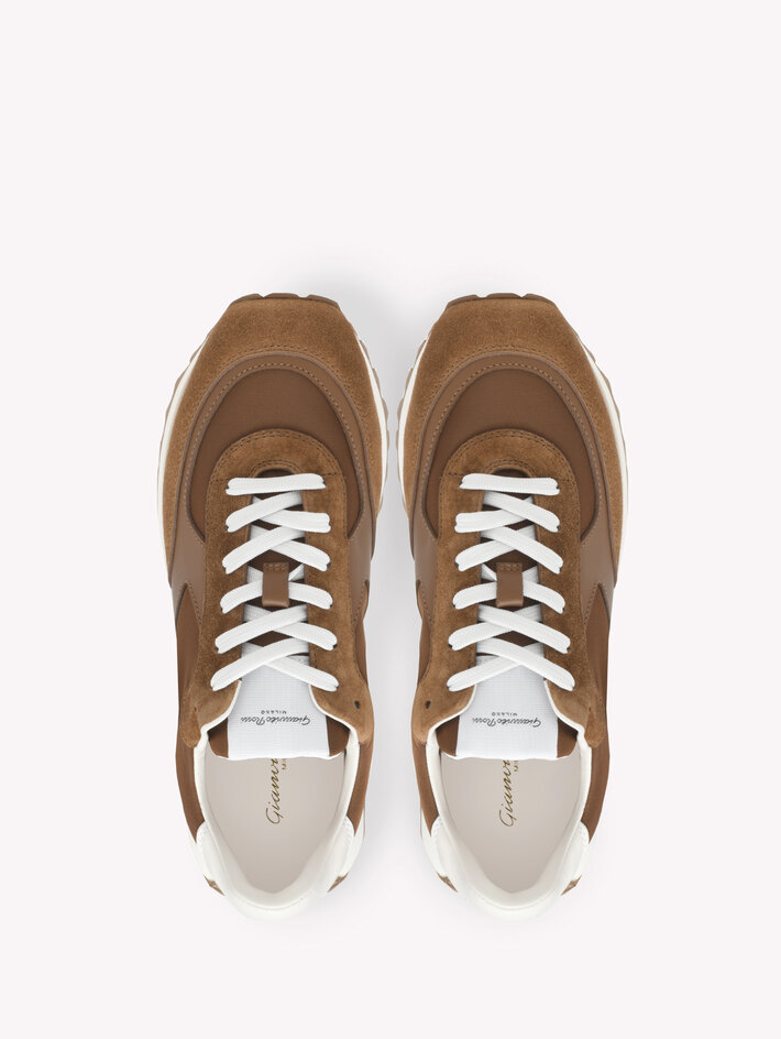 GRAVEL image number 3