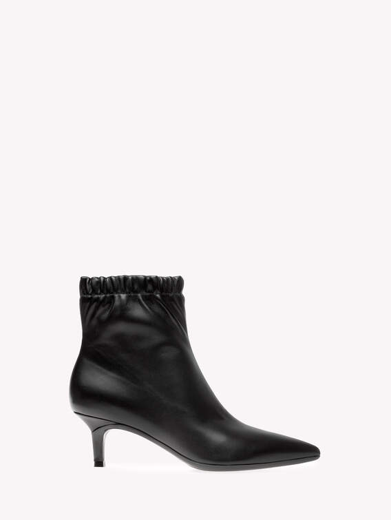 ALINA BOOTIE