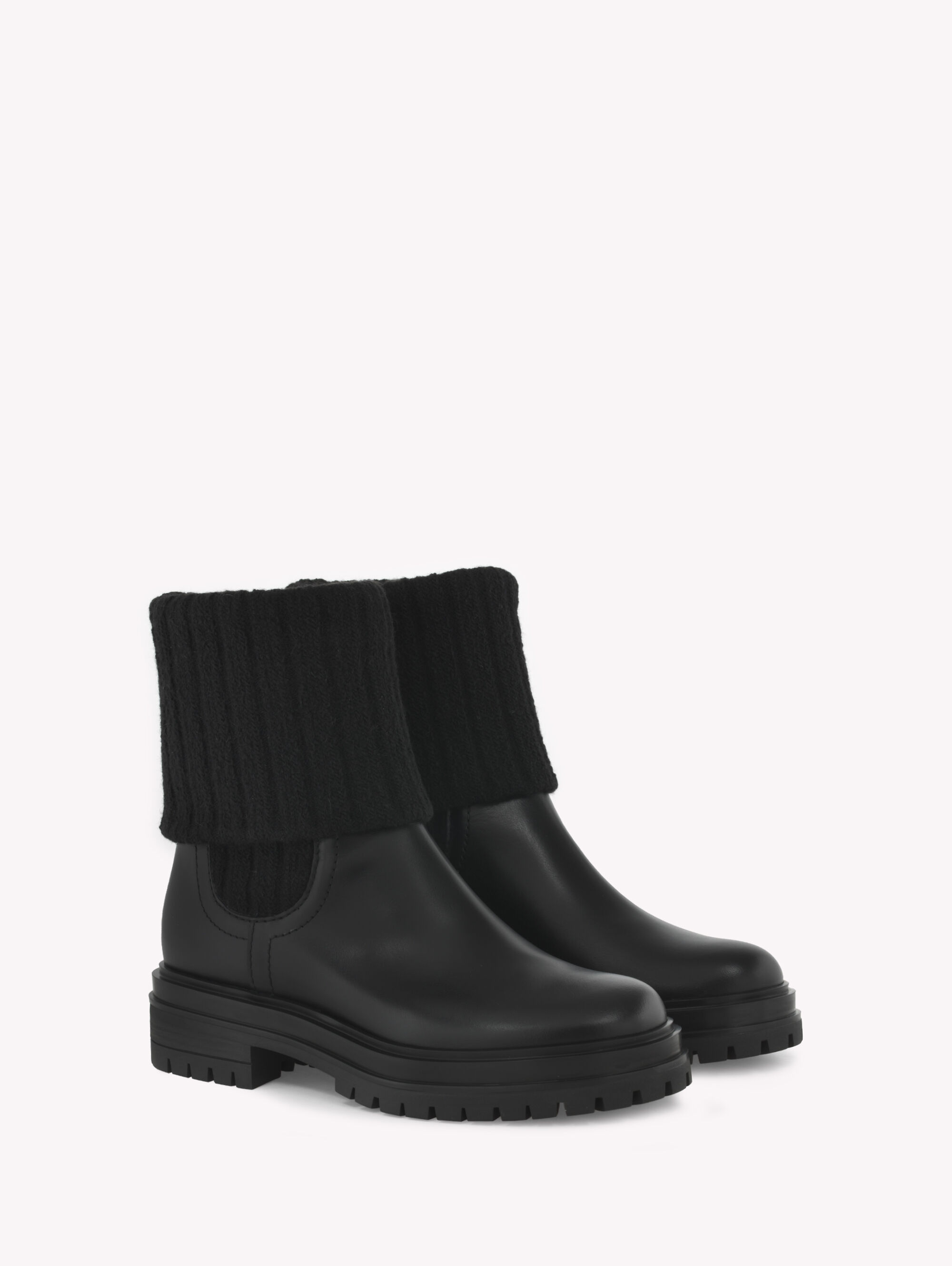 Tenny chelsea bootie top