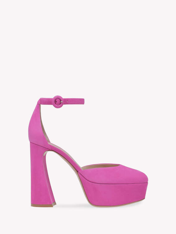 HOLLY D'ORSAY