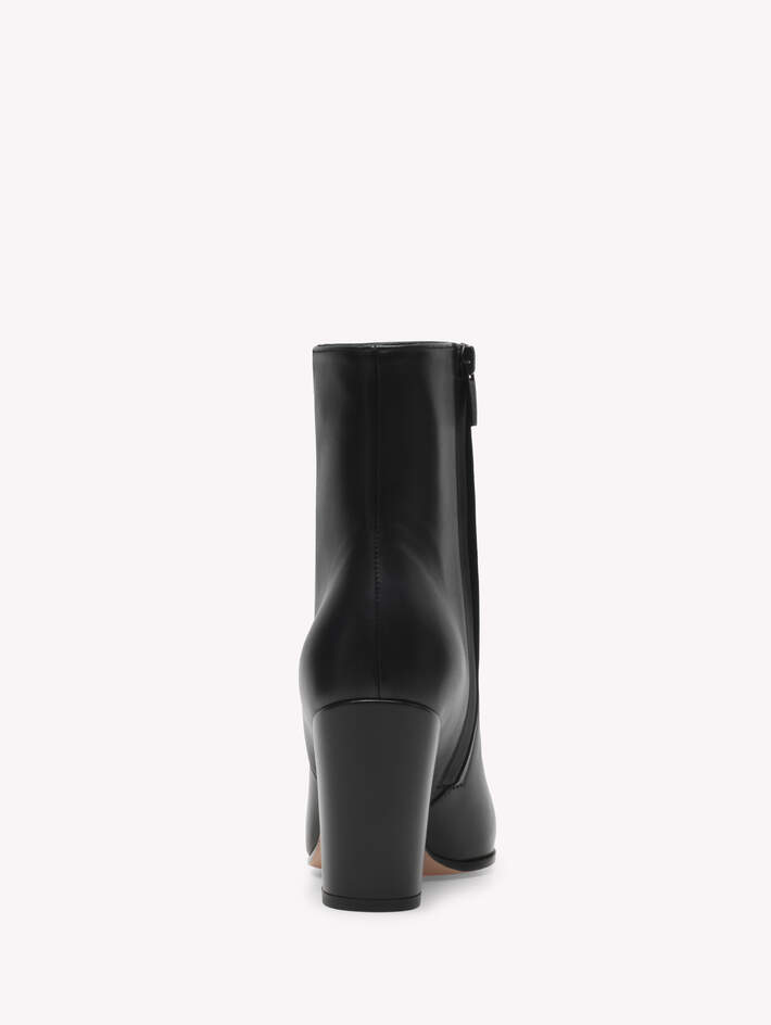 KEINNA BOOTIE image number 4
