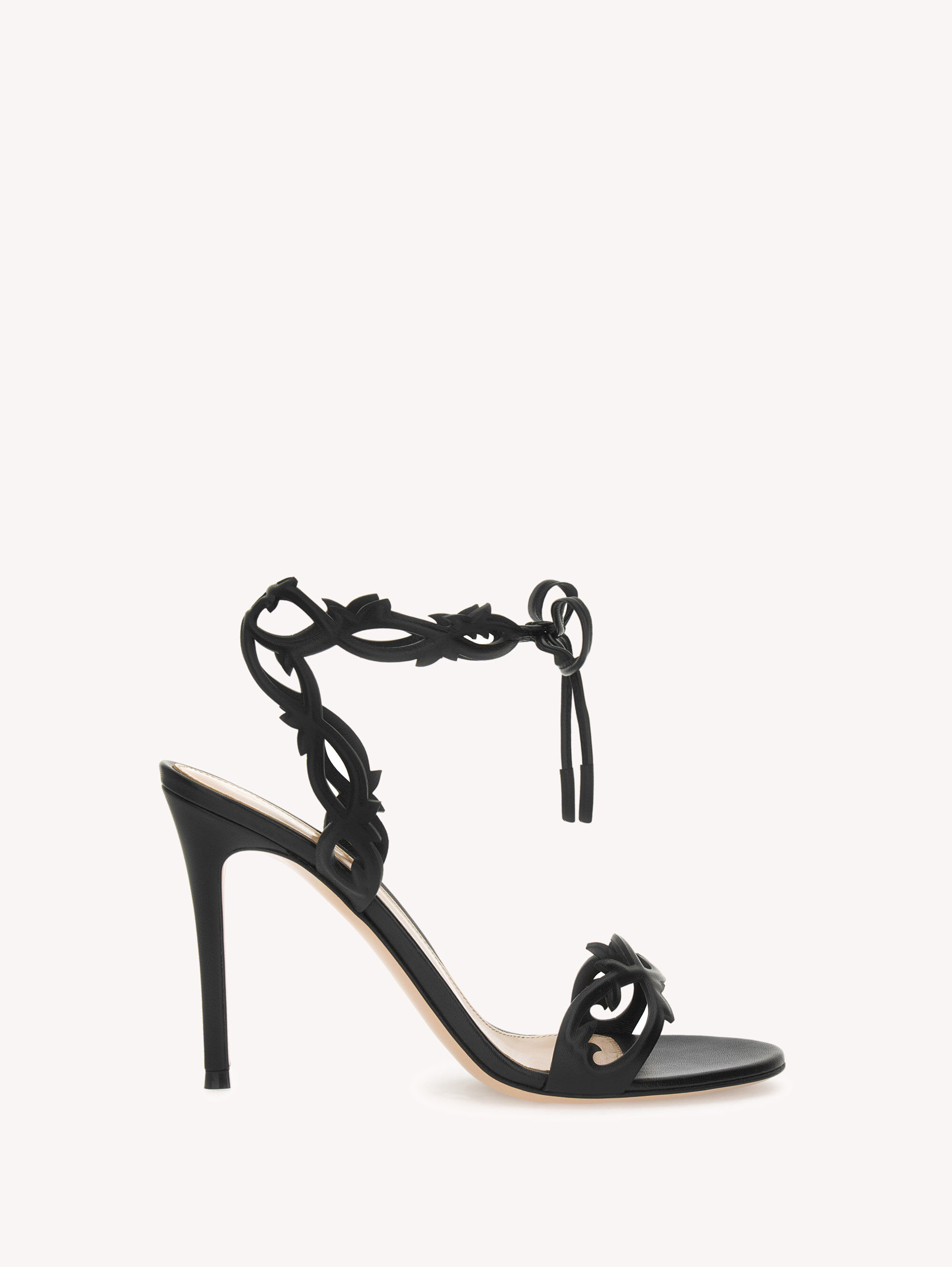 Gianvito Rossi 新着アイテム - イタリア製のラグジュアリーな