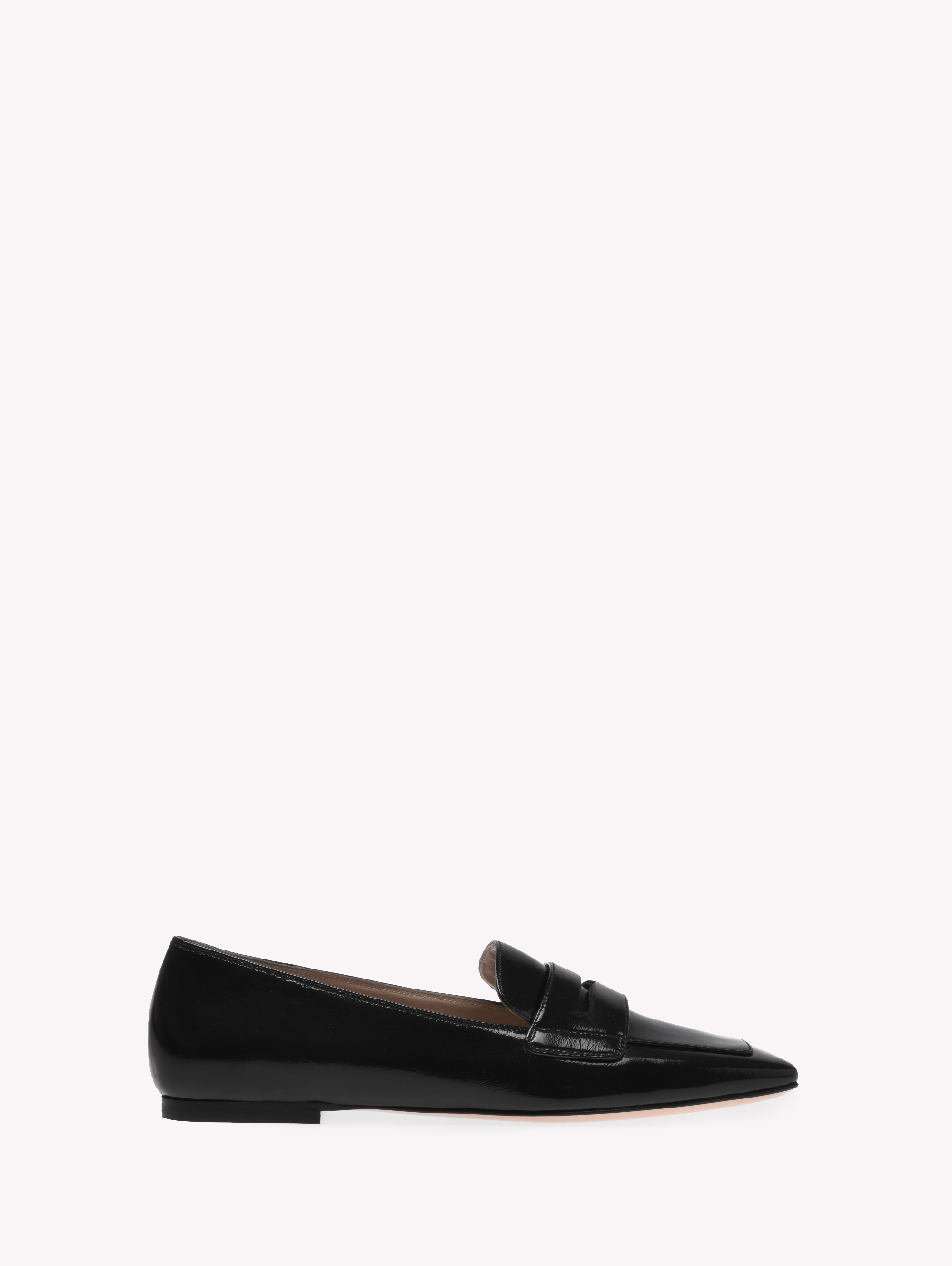 Gianvito Rossi Christina 05 Glossed-leather Loafers In Black