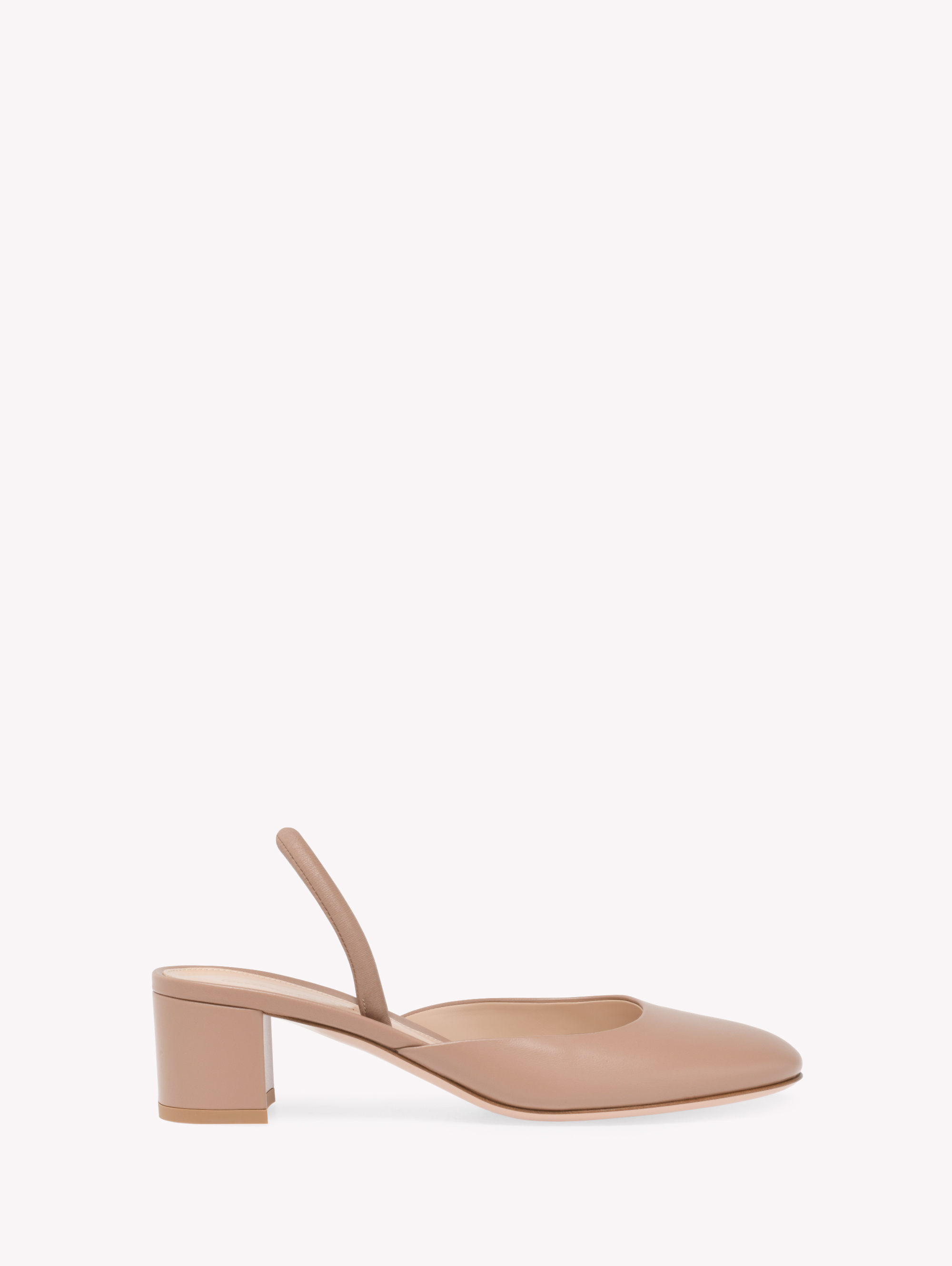 【Gianvito Rossi】 Tivoli 45メタリックレザーミュール Tivoli 45 metallic leather mules in gold - Gianvito Rossi